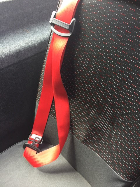 Seat belt retraction issue - Consequences of not untwisting your seat belt